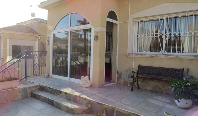 Resale - Town House -
Orihuela Costa - Costa Blanca