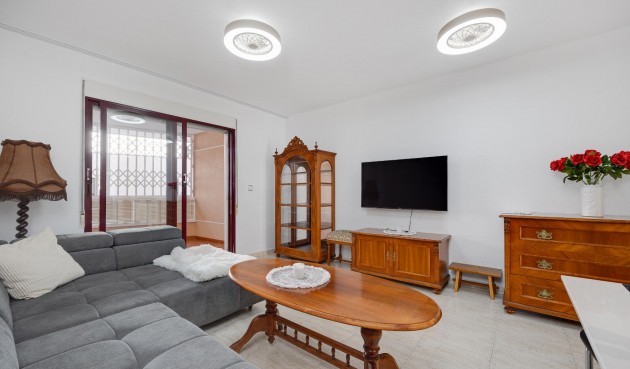 Resale - Apartment -
Torrevieja - Costa Blanca