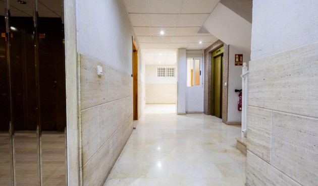 Resale - Apartment -
Torrevieja - Costa Blanca