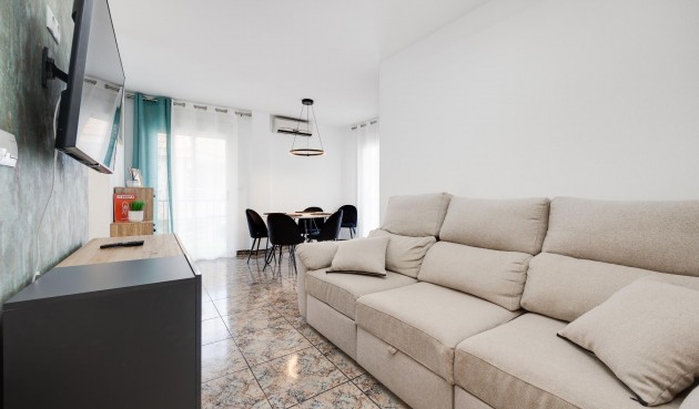 Resale - Apartment -
Torrevieja - Costa Blanca