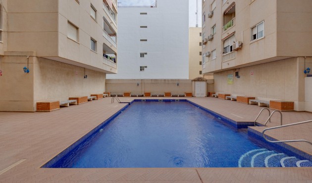 Resale - Apartment -
Torrevieja - Costa Blanca