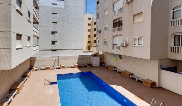 Resale - Apartment -
Torrevieja - Costa Blanca