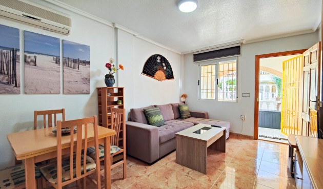 Återförsäljning - Bungalow -
Torrevieja - Costa Blanca