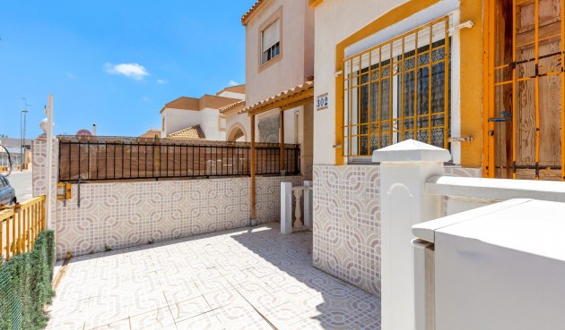 Reventa - Town House -
Torrevieja - El Limonar