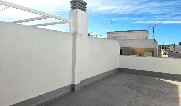 Resale - Apartment -
Torrevieja - Centro