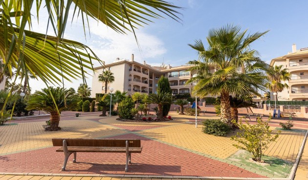 Reventa - Ático -
Orihuela Costa - Playa Flamenca