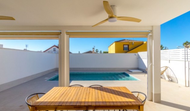 Reventa - Villa -
Torrevieja - Costa Blanca