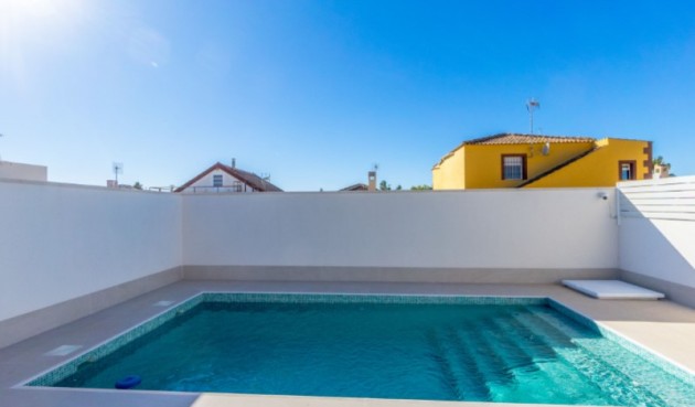 Reventa - Villa -
Torrevieja - Costa Blanca