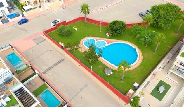 Återförsäljning - Bungalow -
Torrevieja - Orihuela Costa