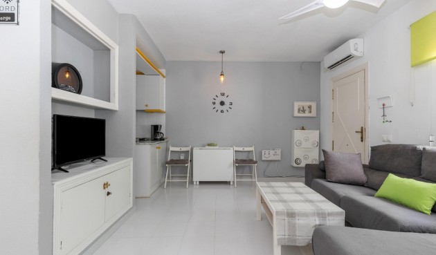 Reventa - Town House -
Torrevieja - Los Altos