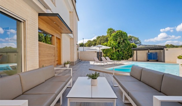 Brukt - Villa -
Alfas del Pí - Costa Blanca