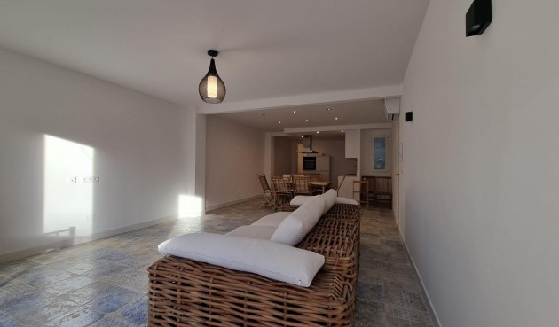 Resale - Apartment -
Torrevieja