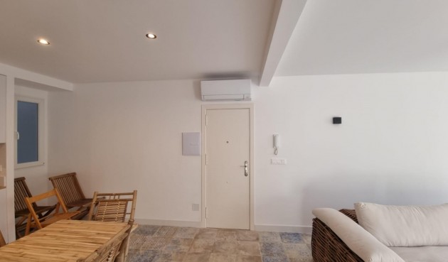 Resale - Apartment -
Torrevieja