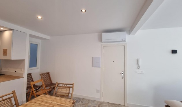 Resale - Apartment -
Torrevieja