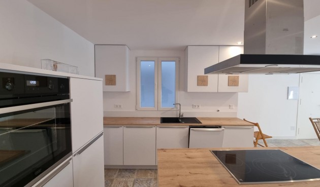 Resale - Apartment -
Torrevieja