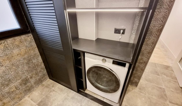 Resale - Apartment -
Torrevieja