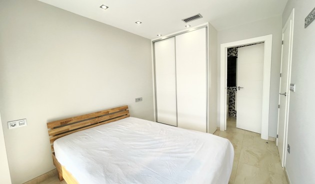 Brukt - Villa -
Villamartin - Costa Blanca