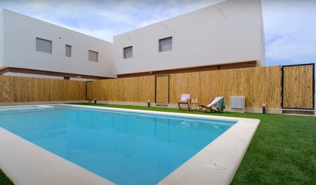 Nybygg - Town House -
Orihuela Costa - PAU 26