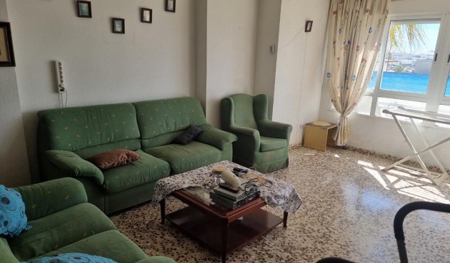 Brukt - Apartment -
Torrevieja - Puerto