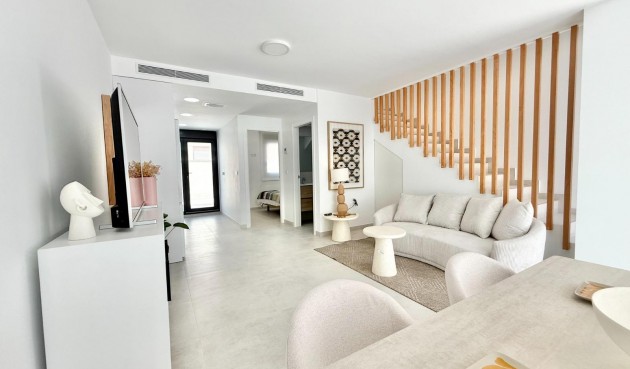 New Build - Town House -
Cox - San Fernando