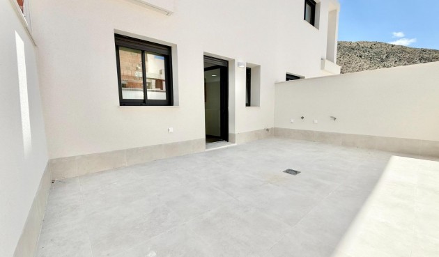 New Build - Town House -
Cox - San Fernando