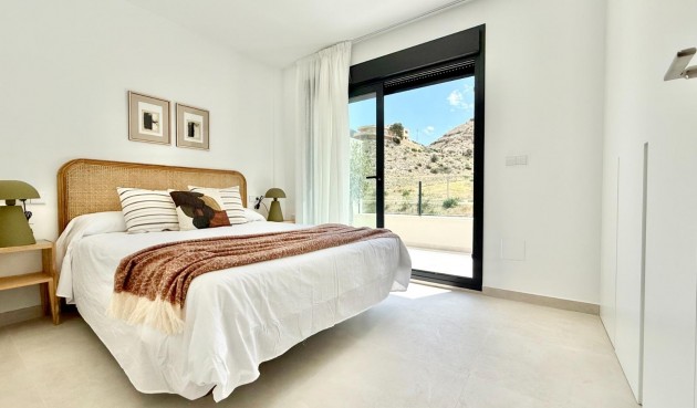 New Build - Town House -
Cox - San Fernando