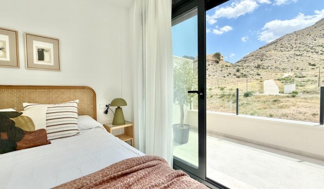 New Build - Town House -
Cox - San Fernando