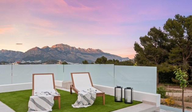 Nybyggnation - Villa -
Polop - Urbanizaciones