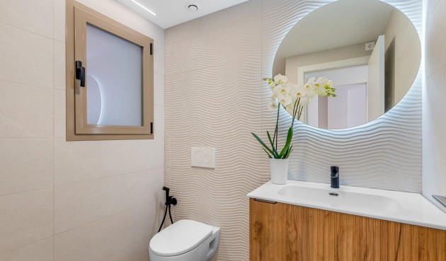 Nybygg - Toppleilighet -
Jacarilla - pueblo