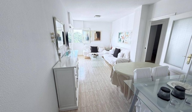 Resale - Apartment -
Orihuela Costa - Campoamor