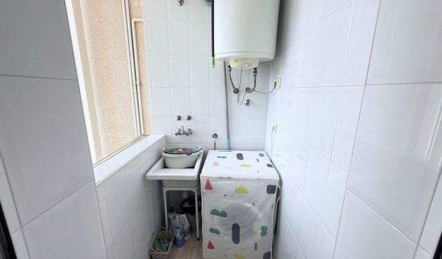 Resale - Apartment -
Orihuela Costa - Campoamor