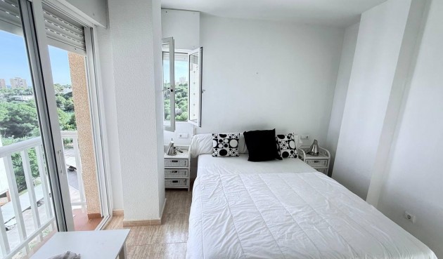 Resale - Apartment -
Orihuela Costa - Campoamor