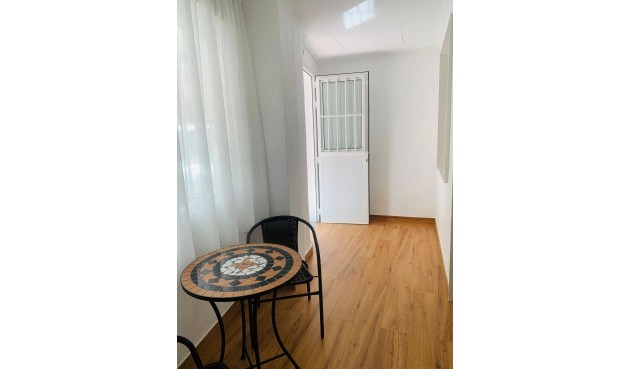 Resale - Apartment -
Torrevieja - Playa del Cura