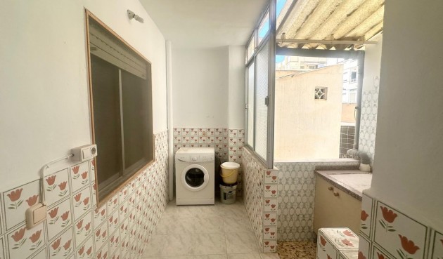 Resale - Apartment -
Torrevieja - Estacion De Autobuses