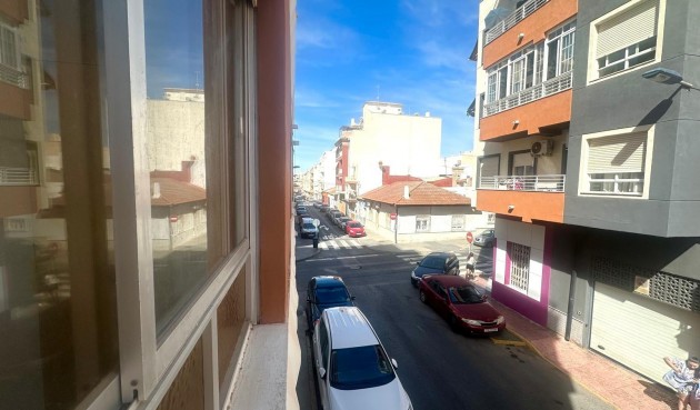 Resale - Apartment -
Torrevieja - Estacion De Autobuses