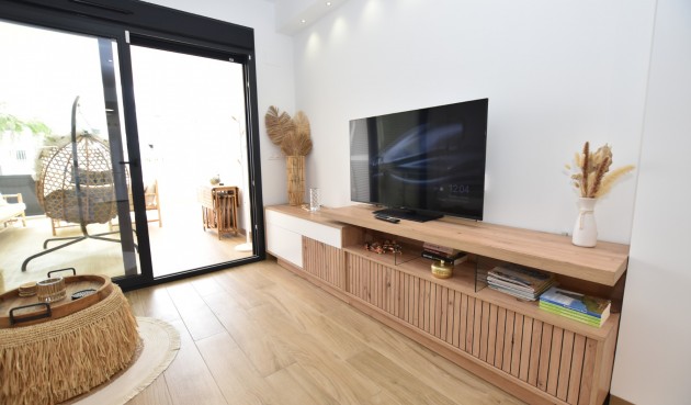 Resale - Apartment -
Torrevieja - Costa Blanca