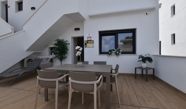 Resale - Apartment -
Torrevieja - Costa Blanca