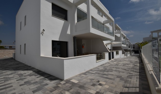 Resale - Apartment -
Torrevieja - Costa Blanca