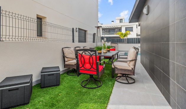 Resale - Villa -
Algorfa - Inland