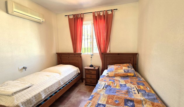 Resale - Villa -
Orihuela - Inland