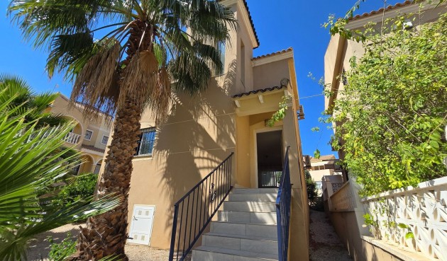 Resale - Villa -
Orihuela - Inland