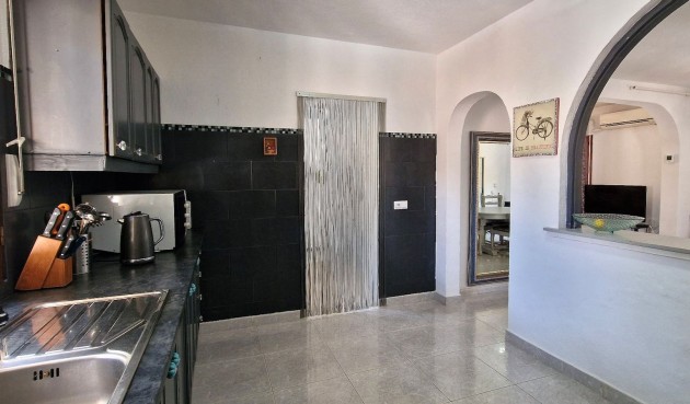 Brukt - Villa -
Orihuela - Inland