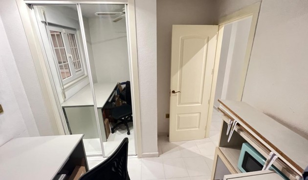 Reventa - Apartment -
Torrevieja