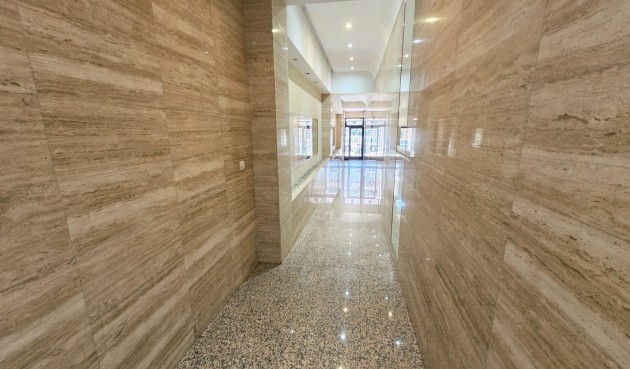 Resale - Apartment -
Torrevieja