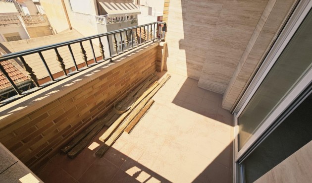 Resale - Apartment -
Torrevieja