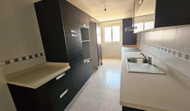Resale - Apartment -
Torrevieja