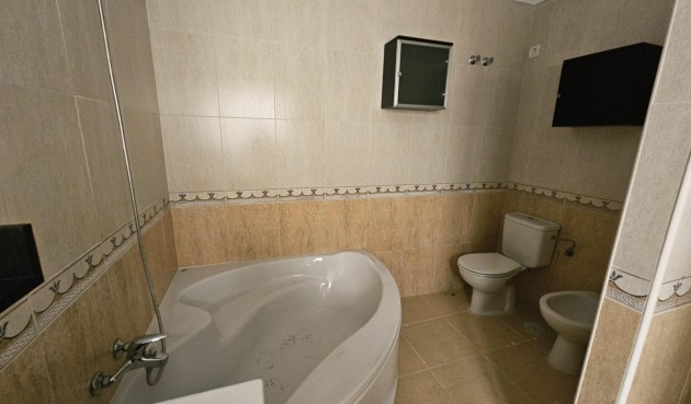 Resale - Apartment -
Torrevieja