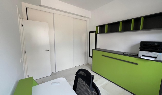 Resale - Villa -
Orihuela Costa - Lomas de Cabo Roig