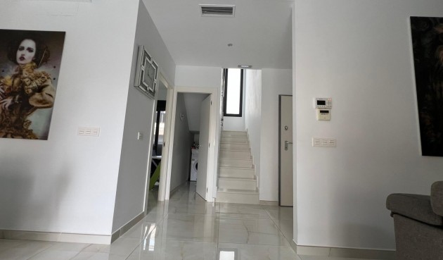 Resale - Villa -
Orihuela Costa - Lomas de Cabo Roig