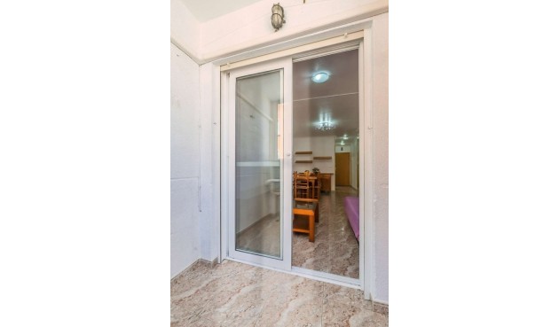 Reventa - Apartment -
Torrevieja - Costa Blanca